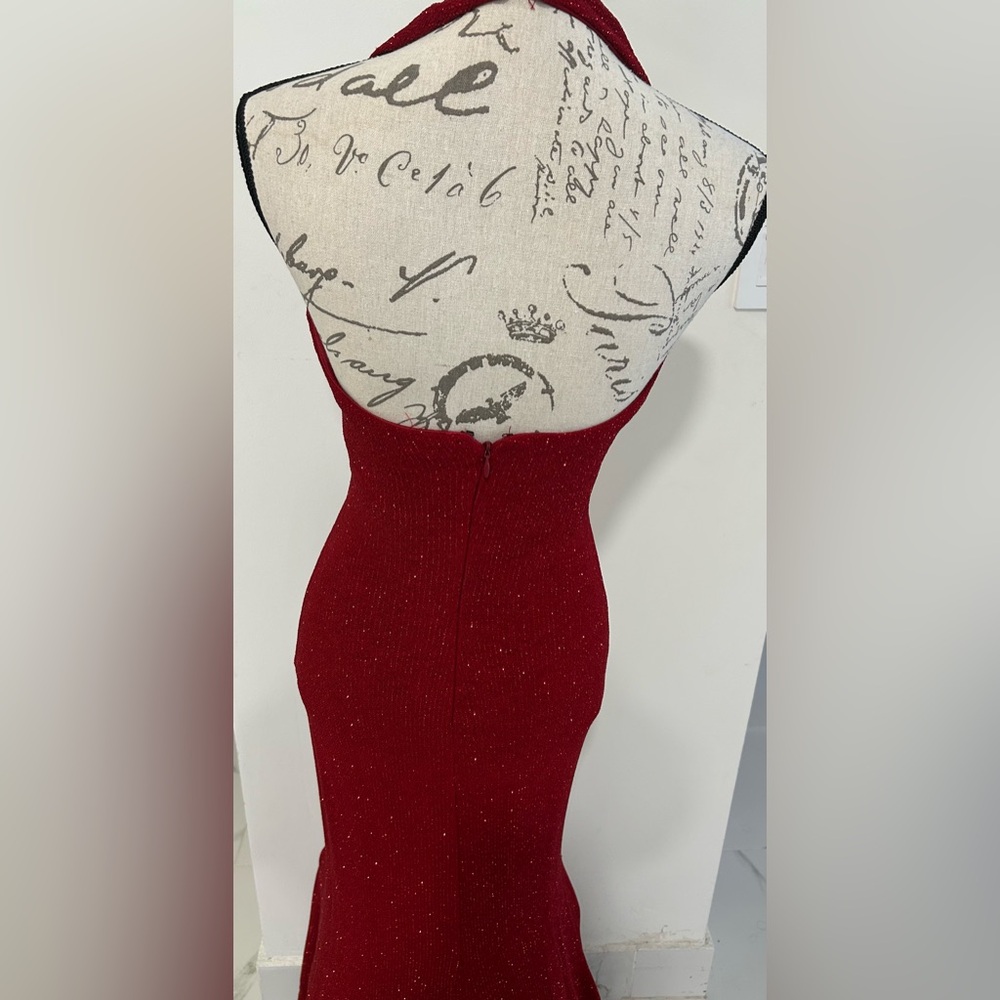 Cache Red Halter Maxi Dress with Sparkle Stretch Open Back. Size 6 - Picture 3 of 6